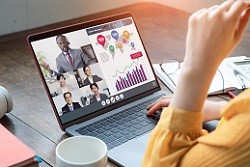 international tax advisor
